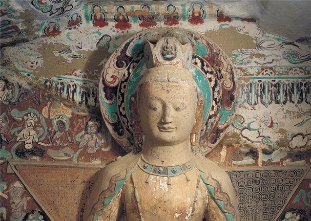 弥勒佛彩塑